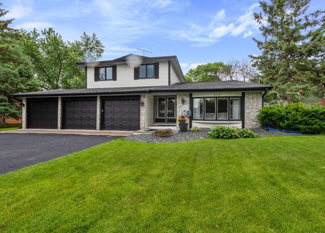 Property at 4910 Upper 148th Ct, Apple Valley, MN 55124, 3 beds, 3 baths