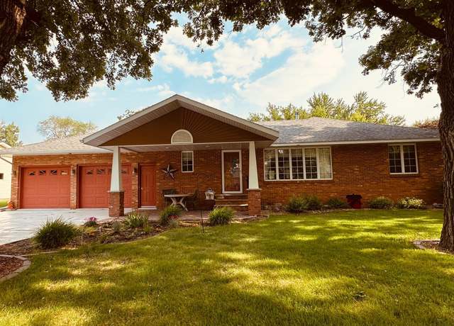 Property at 144 3rd St N, Sauk Centre, MN 56378, 4 beds, 2 baths