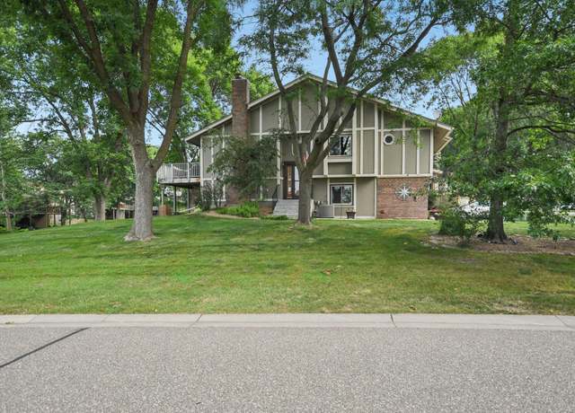 Property at 6800 Buckingham Ct, Woodbury, MN 55125, 3 beds, 2 baths