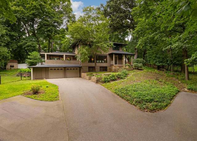 Property at 243 Bushaway Rd, Wayzata, MN 55391, 5 beds, 3 baths