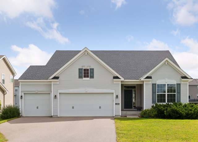 Property at 1285 Pinehill Blvd, Waconia, MN 55387, 3 beds, 2 baths