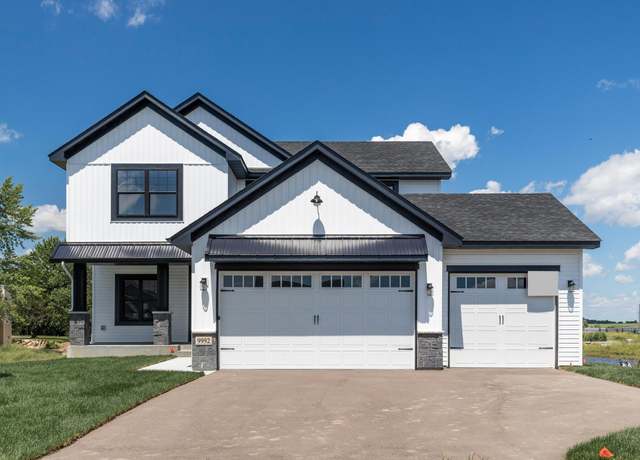 Property at 9992 14th Cir NE, Saint Michael, MN 55376, 4 beds, 3 baths