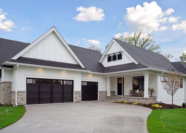 Property at 7 Pondview Trl, North Oaks, MN 55127, 3 beds, 3 baths