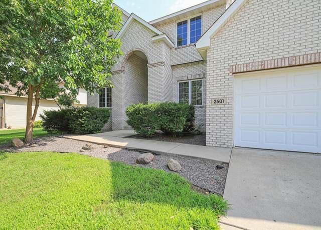 Property at 2601 87th Trl N, Brooklyn Park, MN 55443, 3 beds, 3 baths