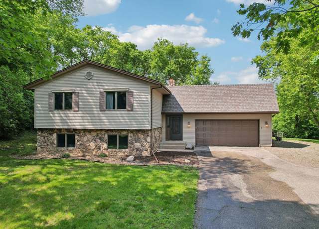 Property at 5428 W 137th St, Savage, MN 55378, 3 beds, 2 baths