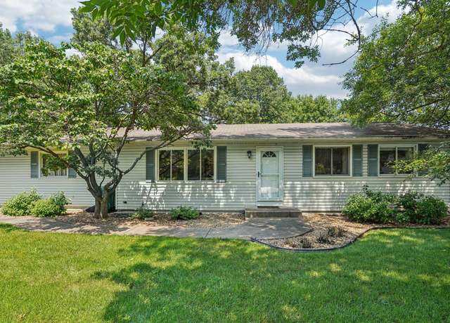 Property at 13882 62nd Ave N, Maple Grove, MN 55311, 3 beds, 2 baths