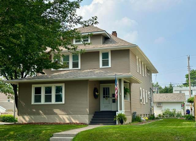 Property at 2115 Eleanor Ave, Saint Paul, MN 55116, 6 beds, 3 baths