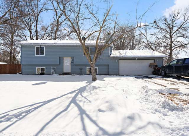 Property at 7340 Fremont Ct N, Brooklyn Park, MN 55444, 3 beds, 2 baths