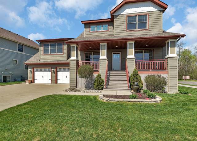 Property at 1901 11th St N, Sartell, MN 56377, 6 beds, 4 baths