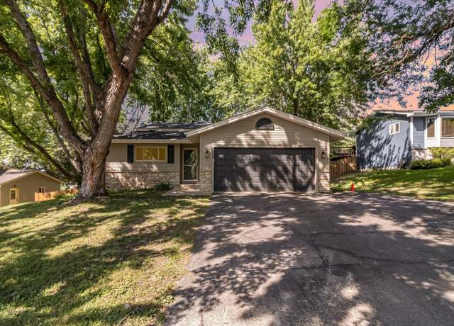 Property at 3298 Balsam St SW, Prior Lake, MN 55372, 4 beds, 2 baths