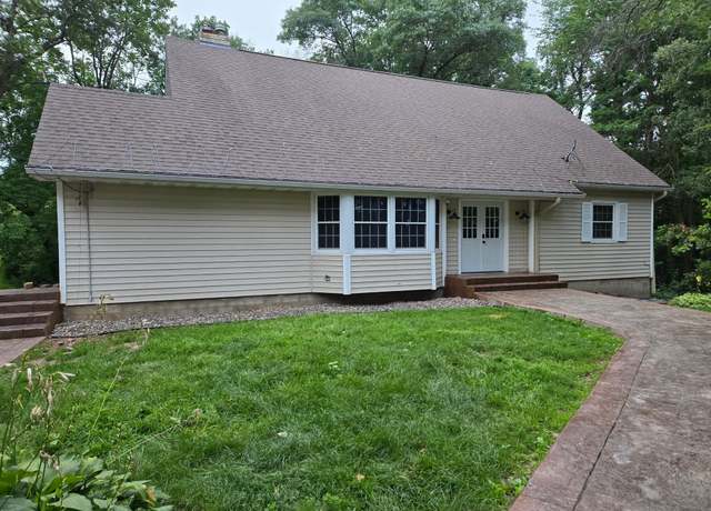 Property at 1797 County Road H, Deer Park, WI 54007, 5 beds, 4 baths