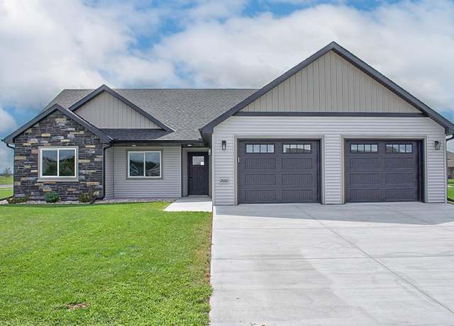 Property at 2000 Sandstone Loop N, Sartell, MN 56377, 2 beds, 2 baths