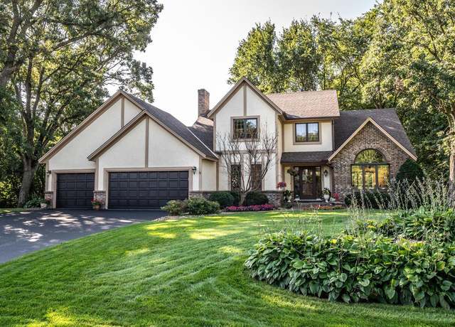 Property at 681 Stonewood Rd, Eagan, MN 55123, 4 beds, 4 baths