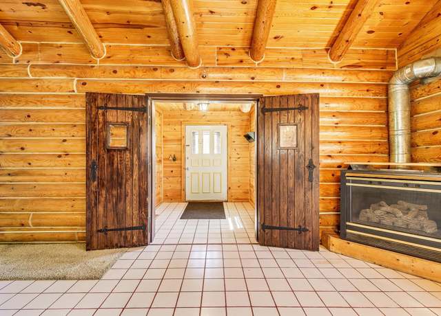 Property at 157 Ideal Ave N, Mahtomedi, MN 55115, 3 beds, 2 baths