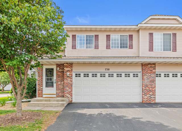 Property at 738 Evergreen Cir, Hudson, WI 54016, 4 beds, 4 baths