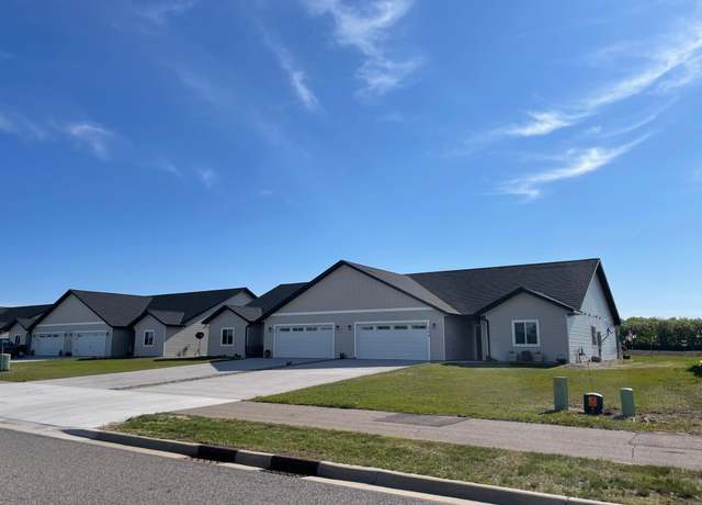 Property at 400 11th St SE, Freeport, MN 56331, 3 beds, 2 baths