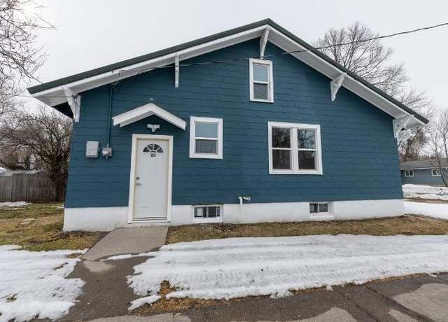 Property at 501 9th St, International Falls, MN 56649, 2 beds, 1 bath