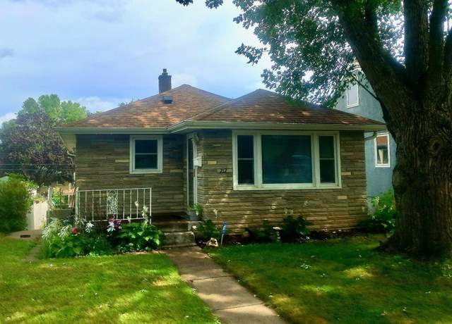 Property at 212 11th Ave N, South Saint Paul, MN 55075, 4 beds, 2 baths