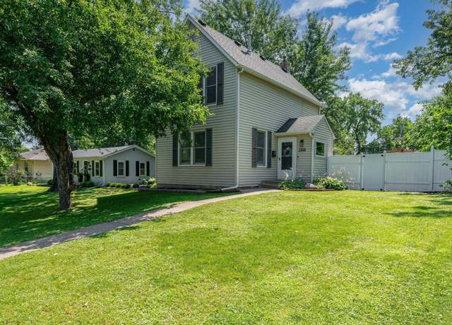 Property at 7509 North St, Saint Louis Park, MN 55426, 2 beds, 2 baths