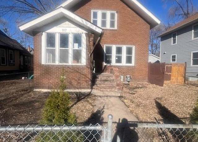 Property at 107 Winnipeg Ave, Saint Paul, MN 55117, 3 beds, 2 baths