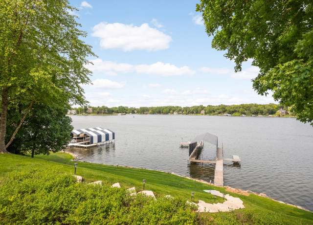 Property at 1310 Vine Pl, Orono, MN 55364, 4 beds, 5 baths