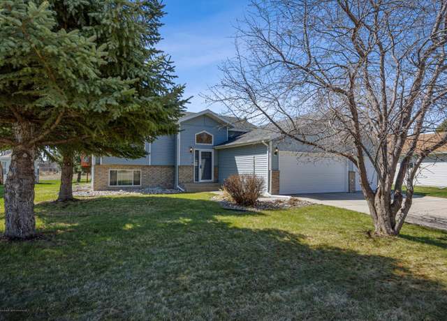 Property at 700 4th Ave NW, Dilworth, MN 56529, 5 beds, 2 baths