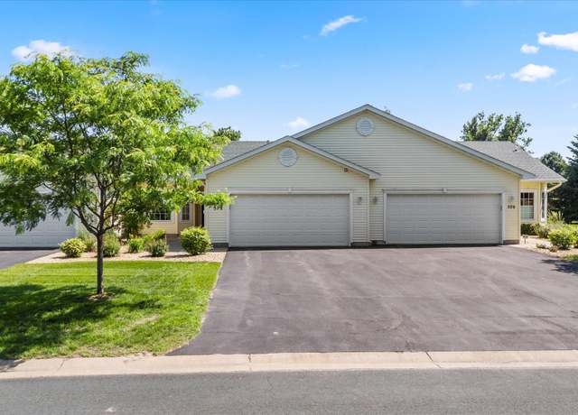 Property at 572 Aqua Cir, Lino Lakes, MN 55014, 2 beds, 2 baths