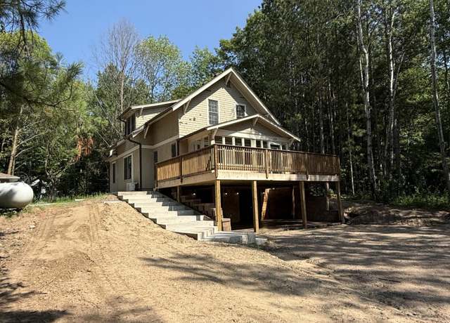 Property at 9158 Oakwood Ln, Royalton Twp, MN 55063, 5 beds, 3 baths