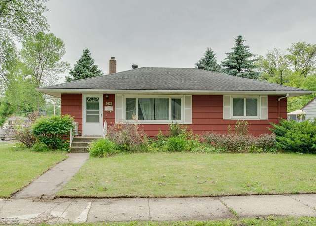 Property at 1021 1st St S, Moorhead, MN 56560, 3 beds, 2 baths