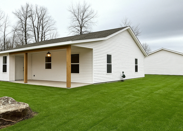 Property at 207 Ellen St, Marble, MN 55764, 3 beds, 2 baths