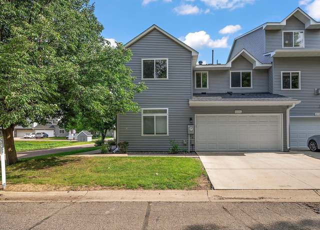 Property at 633 Kingfisher Ln Unit E, Woodbury, MN 55125, 3 beds, 2 baths