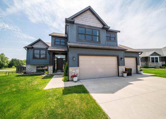 Property at 2260 Starburst Dr SW, Rochester, MN 55902, 5 beds, 3 baths