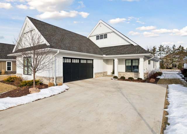 Property at 18174 Dell Dr, Eden Prairie, MN 55347, 2 beds, 2 baths