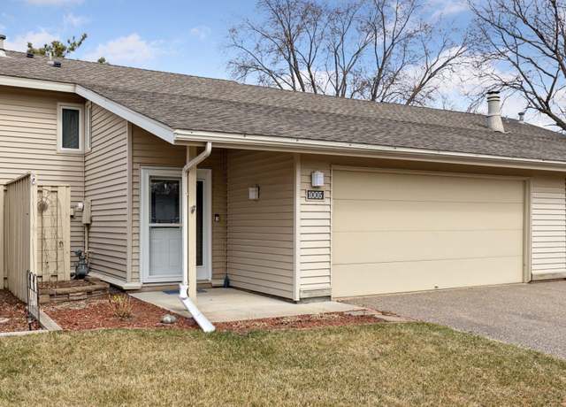 Property at 1005 Carmel Ct, Shoreview, MN 55126, 2 beds, 2 baths
