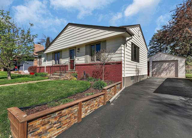 Property at 543 Idaho Ave E, Saint Paul, MN 55130, 3 beds, 2 baths