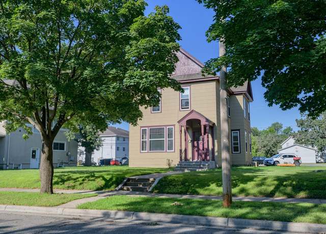 Property at 711 6th Ave S, Saint Cloud, MN 56301, 9 beds, 3 baths