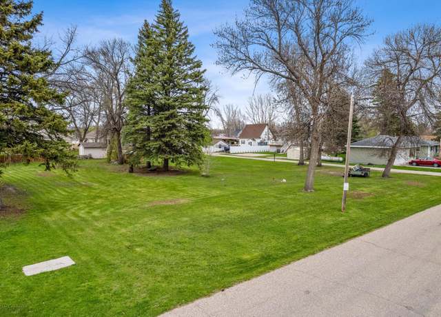 Property at 221 3rd St S, Casselton, ND 58012