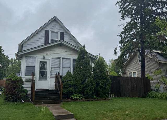 Property at 1818 Case Ave E, Saint Paul, MN 55119, 2 beds, 2 baths