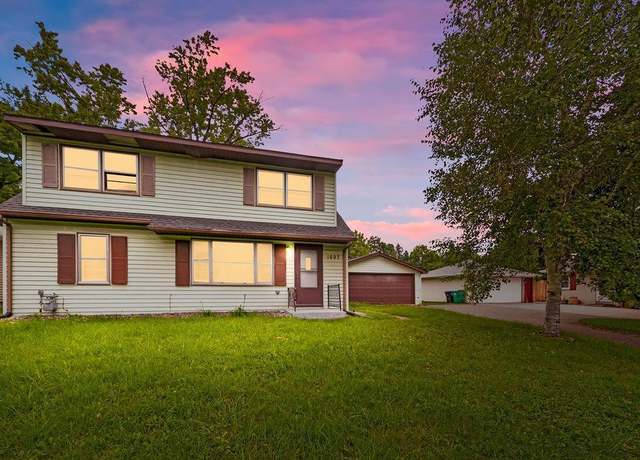 Property at 1697 Rose Pl, Roseville, MN 55113, 4 beds, 3 baths