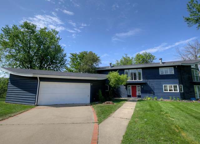Property at 1224 Tee Up Ln, Red Wing, MN 55066, 4 beds, 3 baths