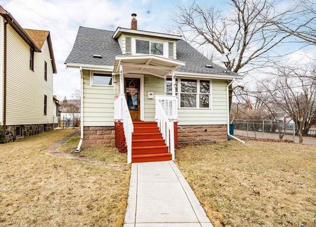 Property at 4801 W 5th St, Duluth, MN 55807, 4 beds, 2 baths
