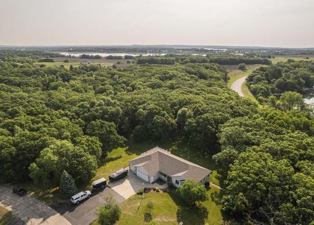 Property at 15767 Ridgeview Ln W, Detroit Lakes, MN 56501, 5 beds, 3 baths