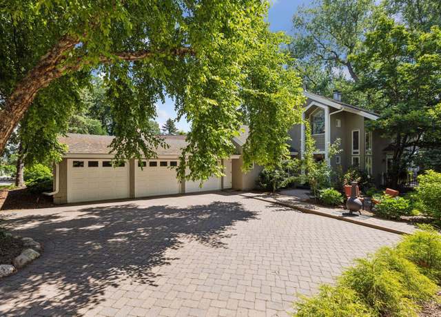 Property at 2 Edgcumbe Pl, Saint Paul, MN 55116, 5 beds, 3 baths