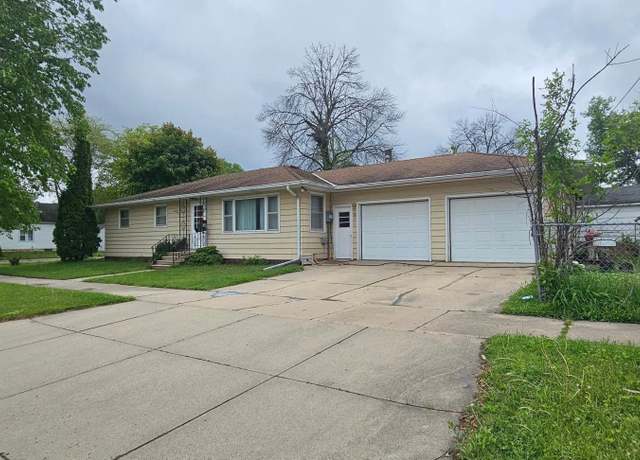 Property at 701 10th St NE, Austin, MN 55912, 3 beds, 2 baths