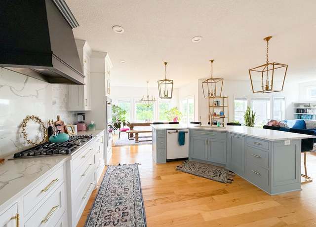 Property at 424 143rd Ave NW, Andover, MN 55304, 5 beds, 4 baths