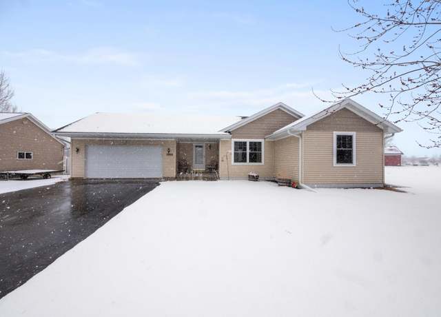 Property at 1203 Benjamin Dr, Alexandria, MN 56308, 4 beds, 2 baths