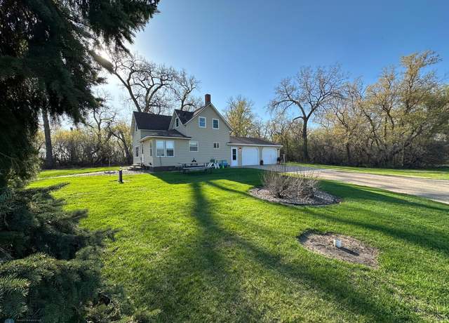 Property at 6035 County Rd 3, Walcott, ND 58077, 4 beds, 1 bath
