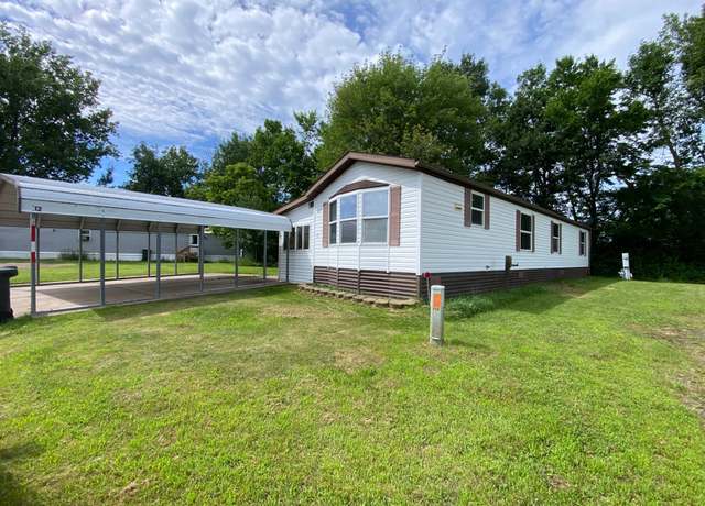 Property at 225 Jay St #12, Sandstone, MN 55072, 2 beds, 1 bath