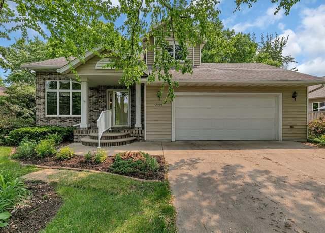 Property at 2904 Park Dr, Saint Cloud, MN 56303, 4 beds, 4 baths