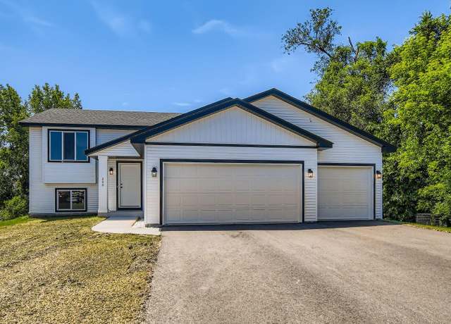 Property at 200 94th Ave NW, Coon Rapids, MN 55433, 3 beds, 1 bath